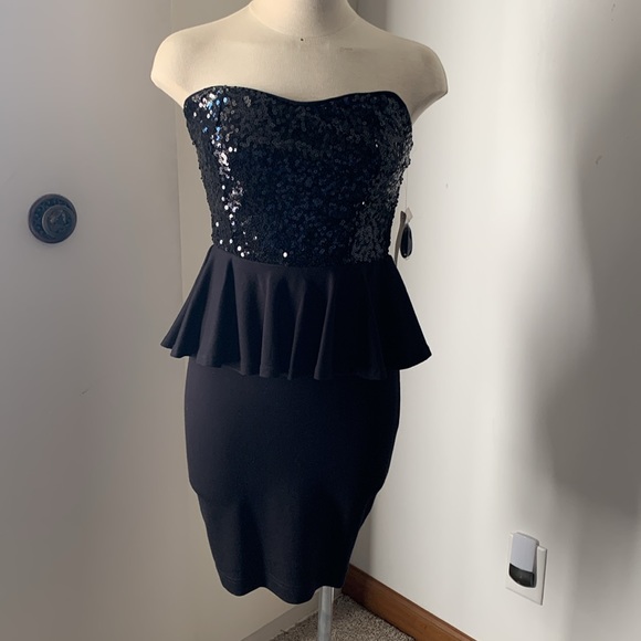 F21 Strapless Sequined Dress - Picture 1 of 10